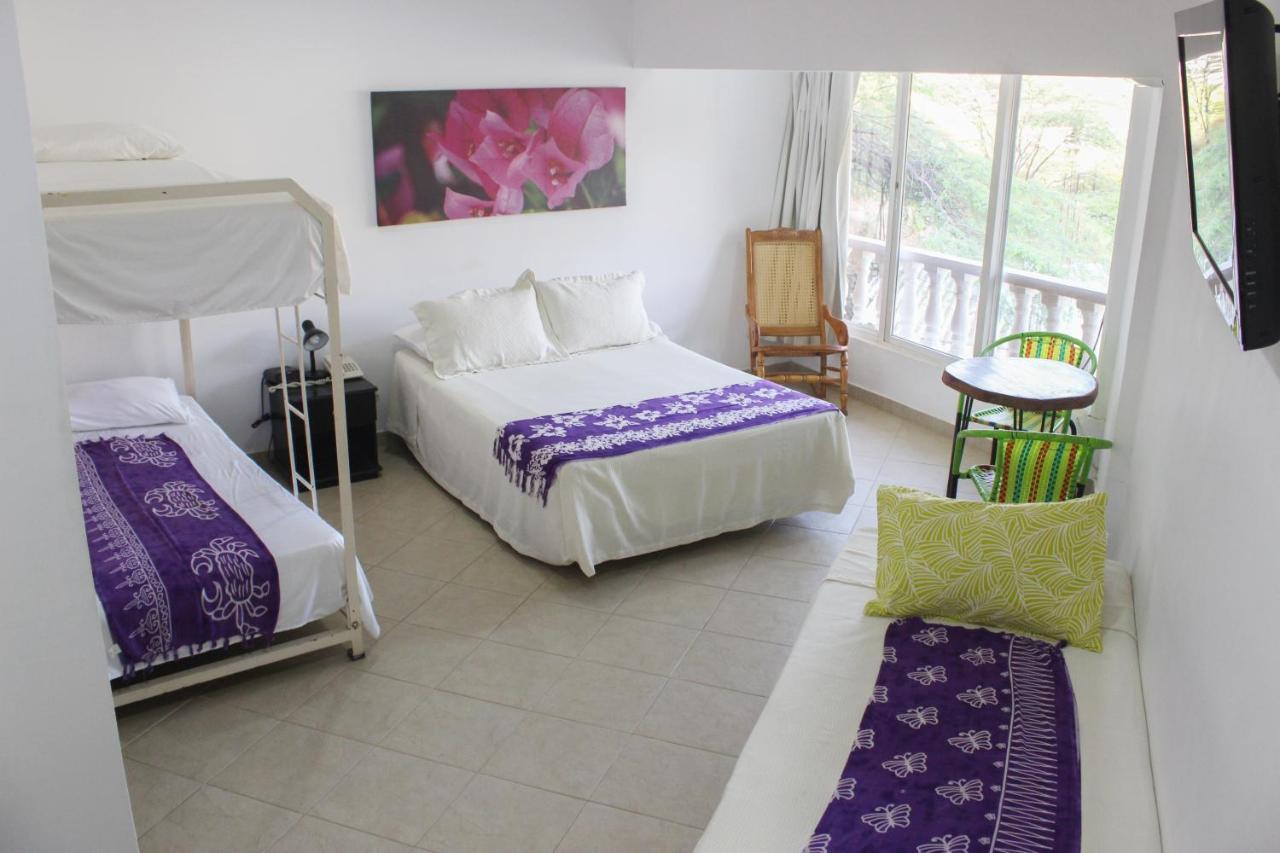 Hotel Bahia Таганга Экстерьер фото